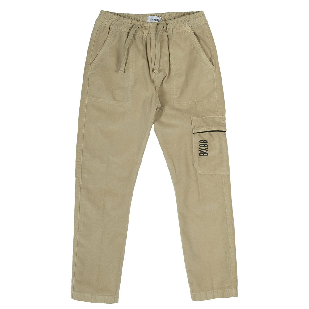 
Pantalone dritto della Linea Abbigliamento Bambino Bikkembergs, in fustagno, con tasche sui lati...